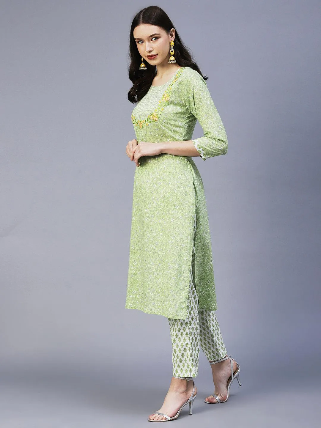 Floral Printed Resham Embroidered Kurta With Floral Pants - Lime Green