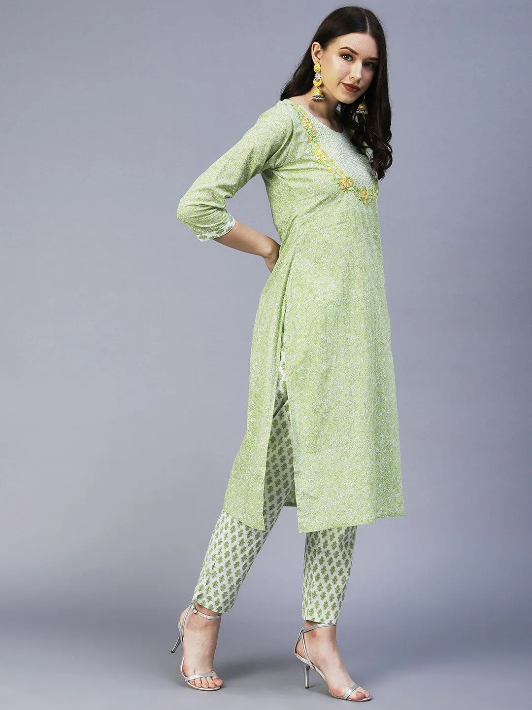 Floral Printed Resham Embroidered Kurta With Floral Pants - Lime Green