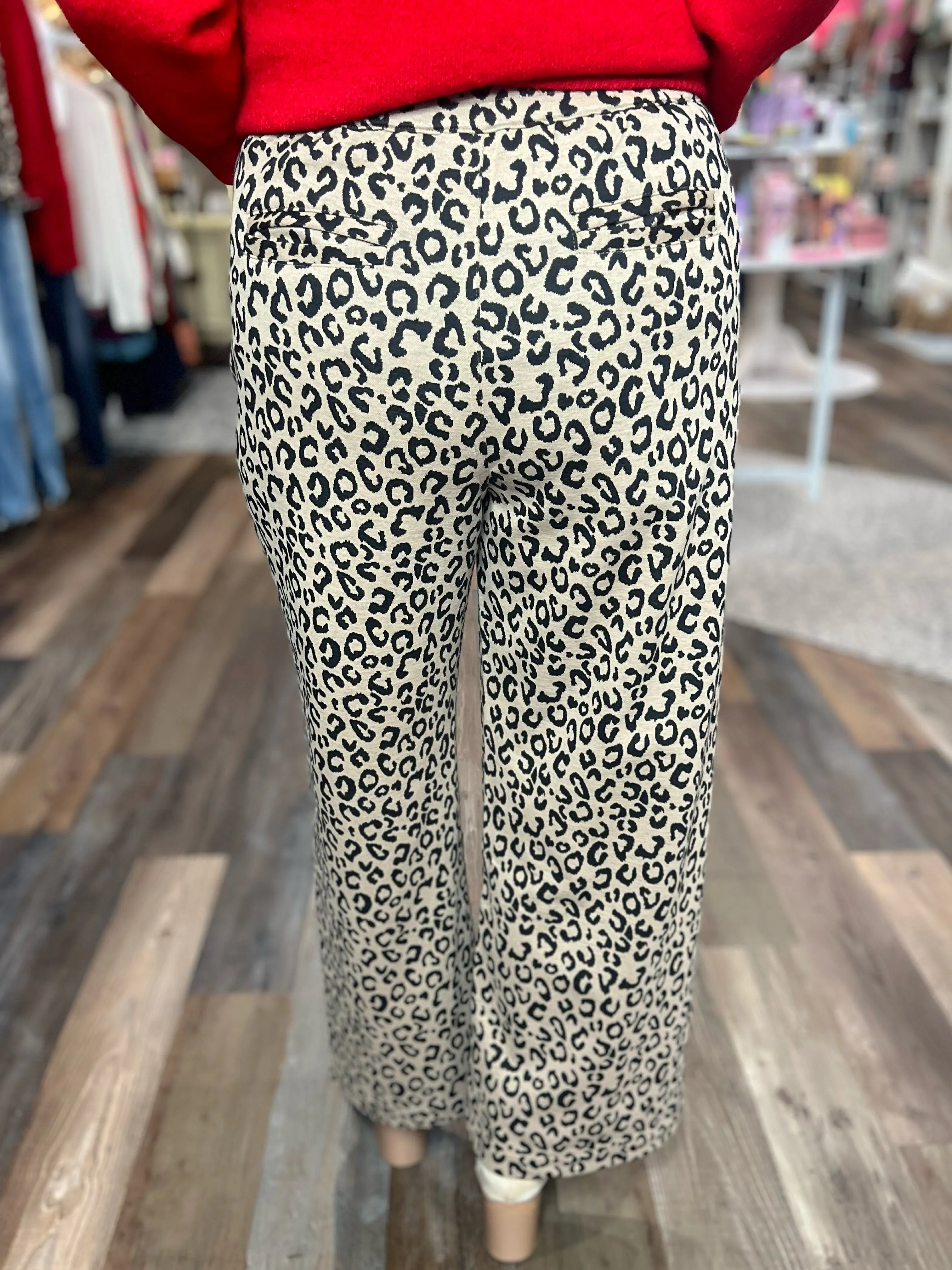 Leopard Wide Leg Pants w/ Front Pockets