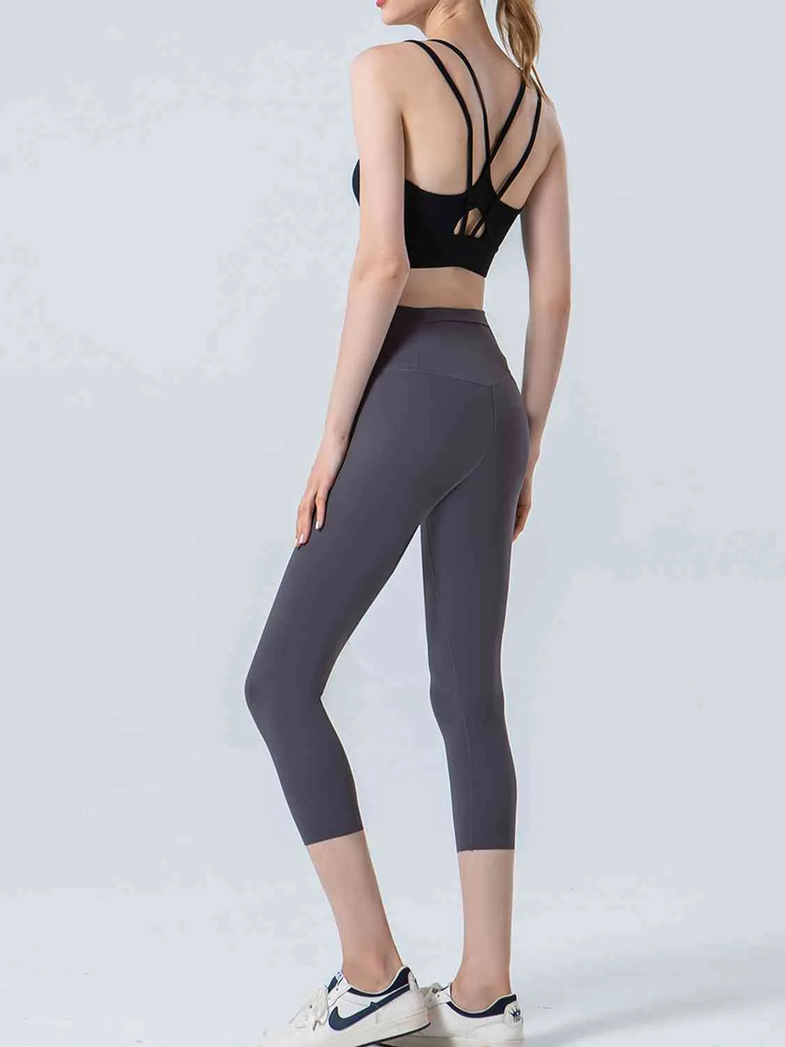 Wide Waistband Cropped Sports Leggings