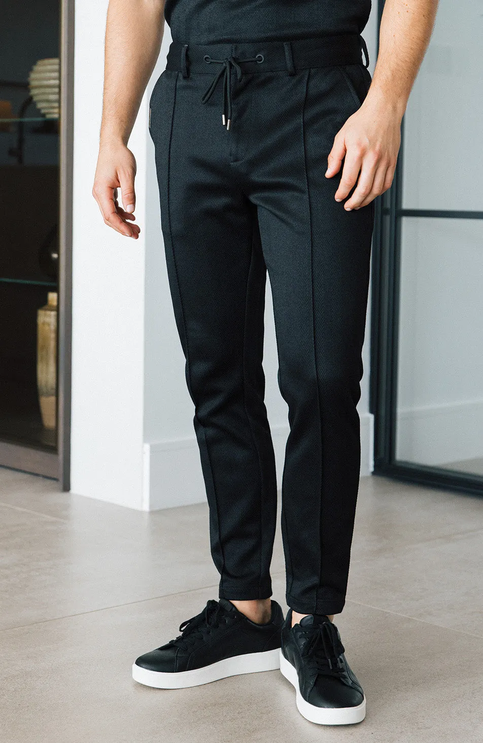 Zig Zag Pants in Black